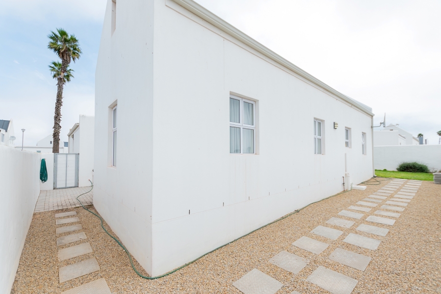 3 Bedroom Property for Sale in Lampiesbaai Western Cape